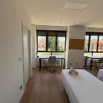Miresileon Hotel *