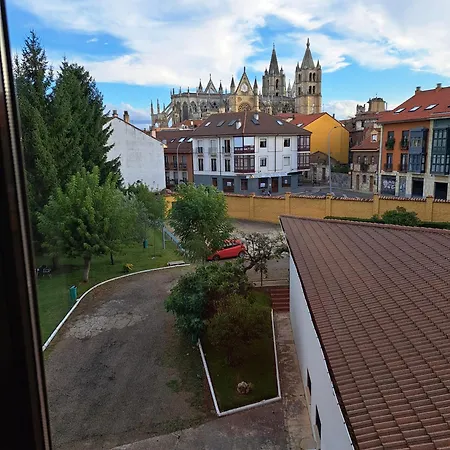 Miresileón * León