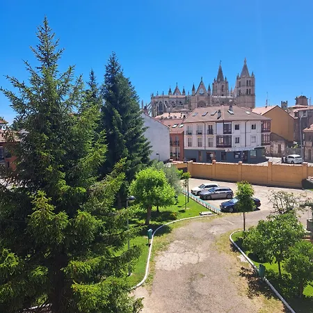 Hotel Miresileón